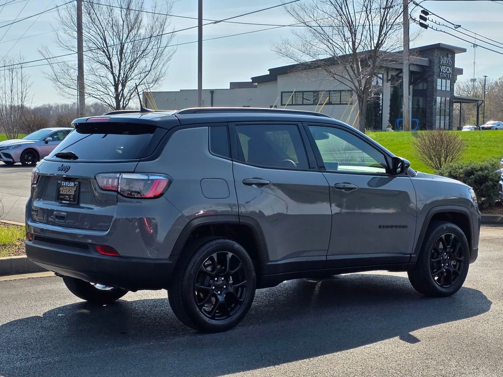 Used 2023 Jeep Compass Altitude image 5