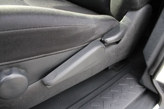 Used 2013 Toyota FJ Cruiser 4WD w/ Upgrade Pkg image 4