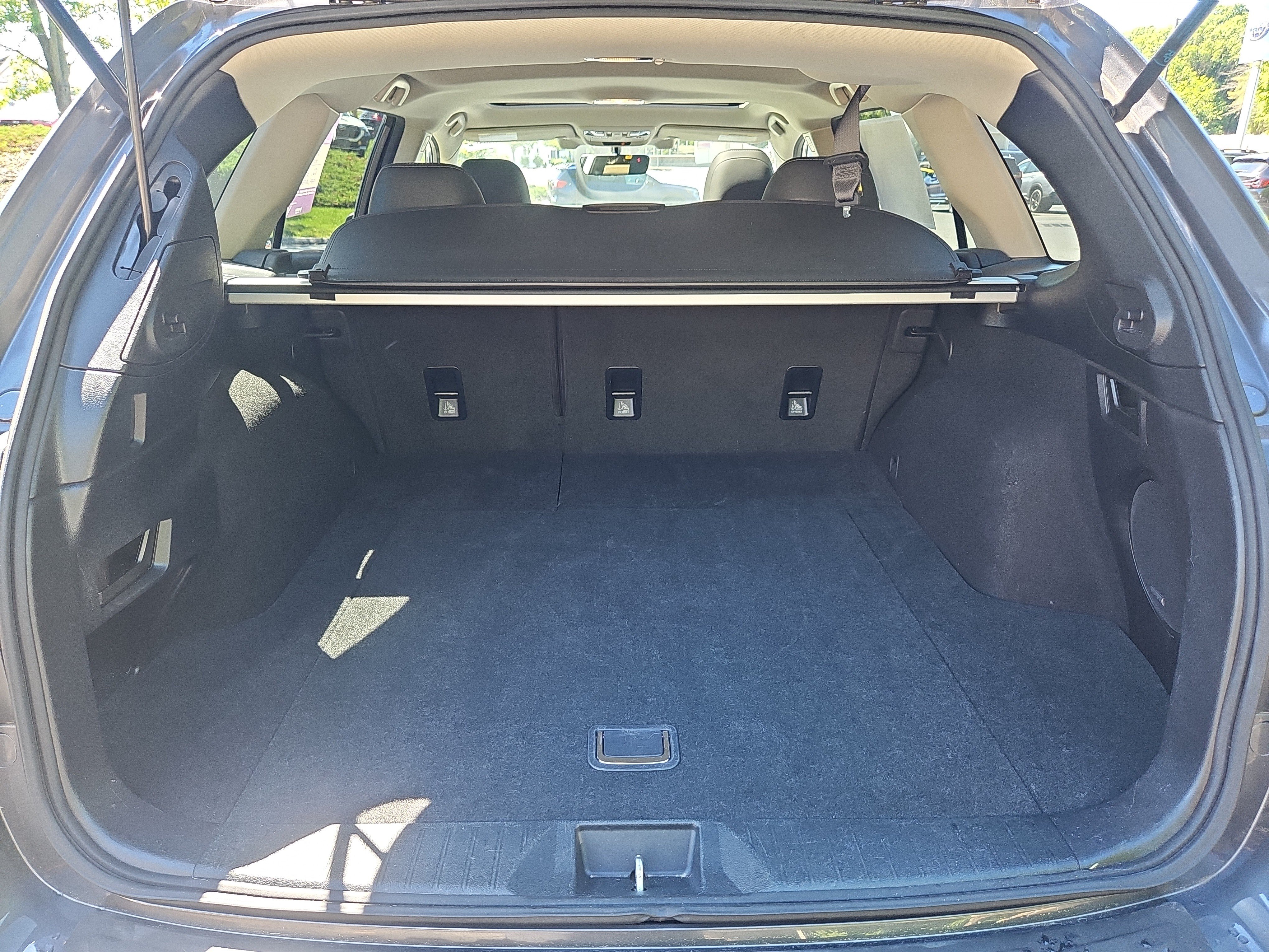 Used 2019 Subaru Outback 2.5i Limited AWD/4WD image 32