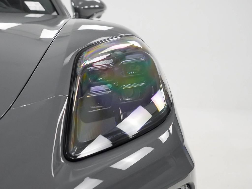 Certified 2025 Porsche Panamera 4 AWD/4WD image 6