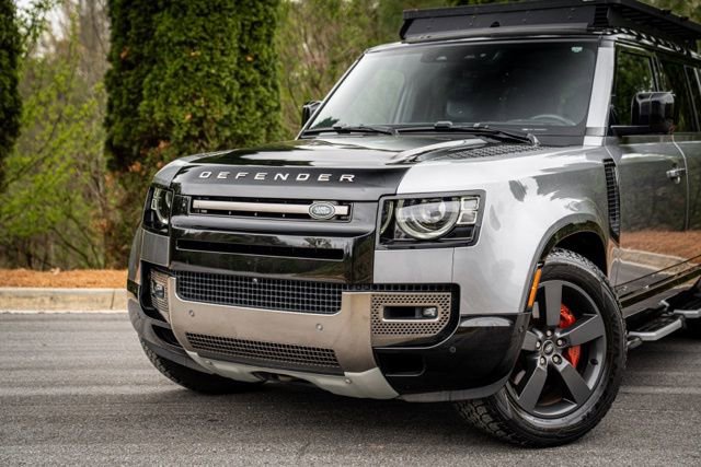 Used 2021 Land Rover Defender 110 X image 2