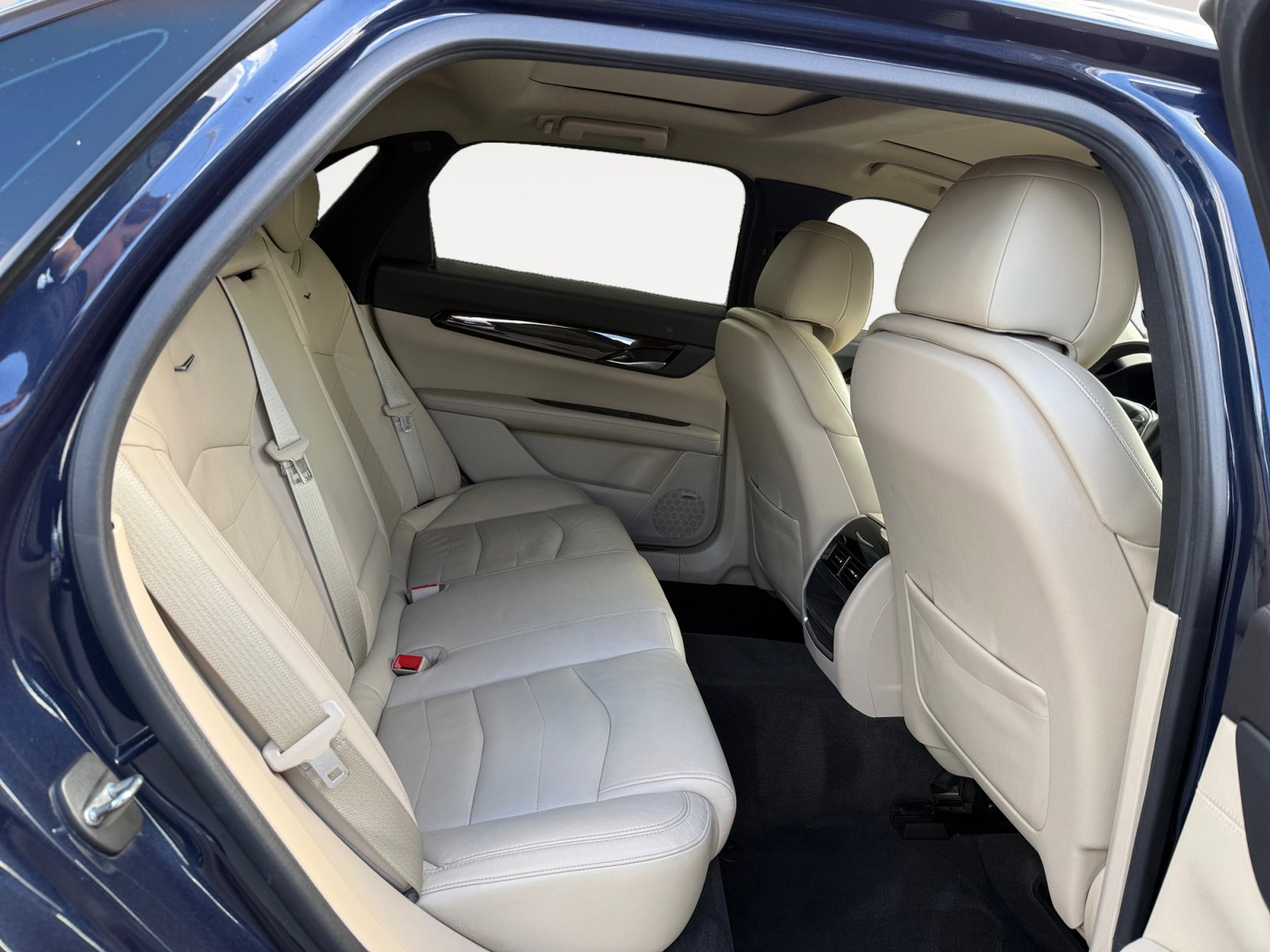 Used 2017 Cadillac CT6 2.0T RWD image 18