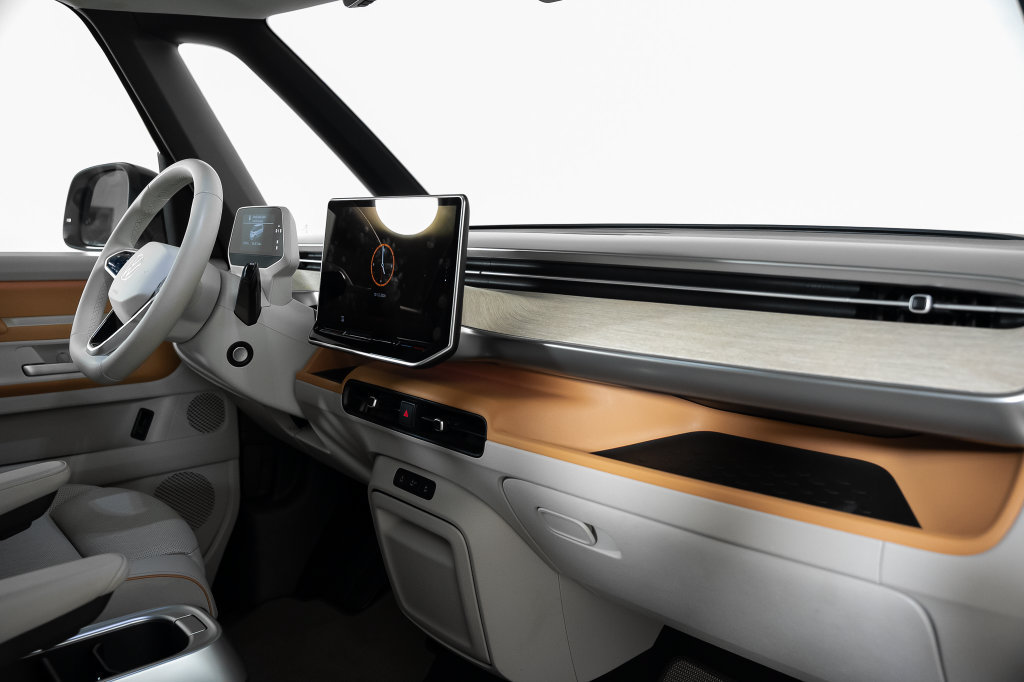 Used 2025 Volkswagen ID. Buzz 1st Edition AWD/4WD image 36