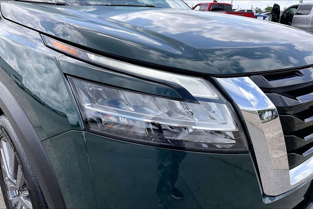 Used 2024 Nissan Pathfinder SL w/ SL Premium Package image 33
