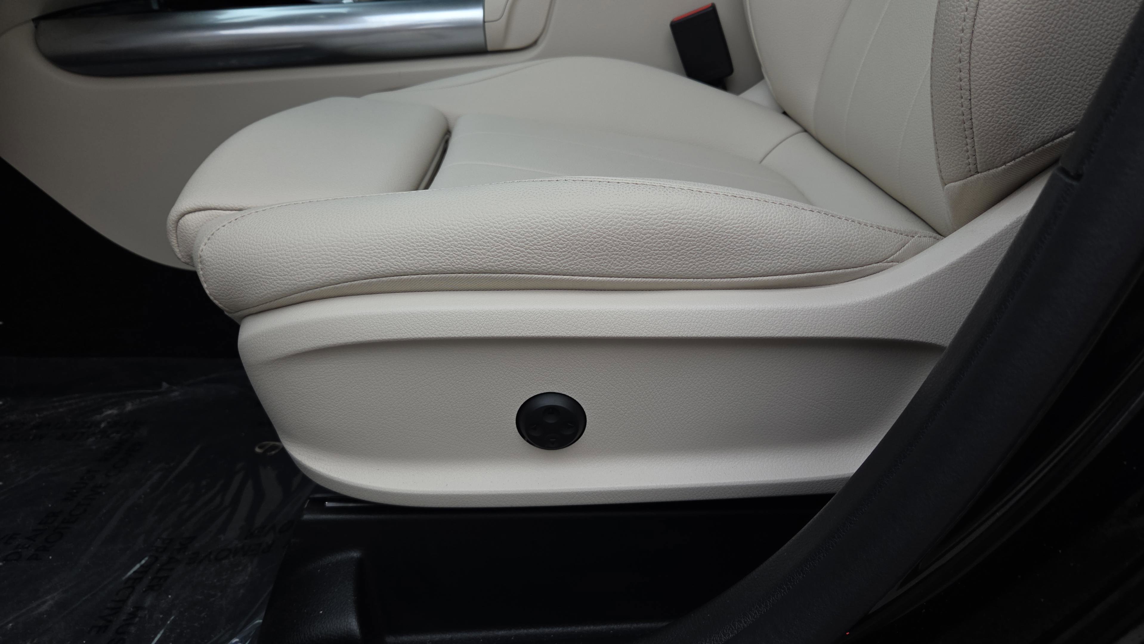 Used 2025 Mercedes-Benz GLA 250 image 23