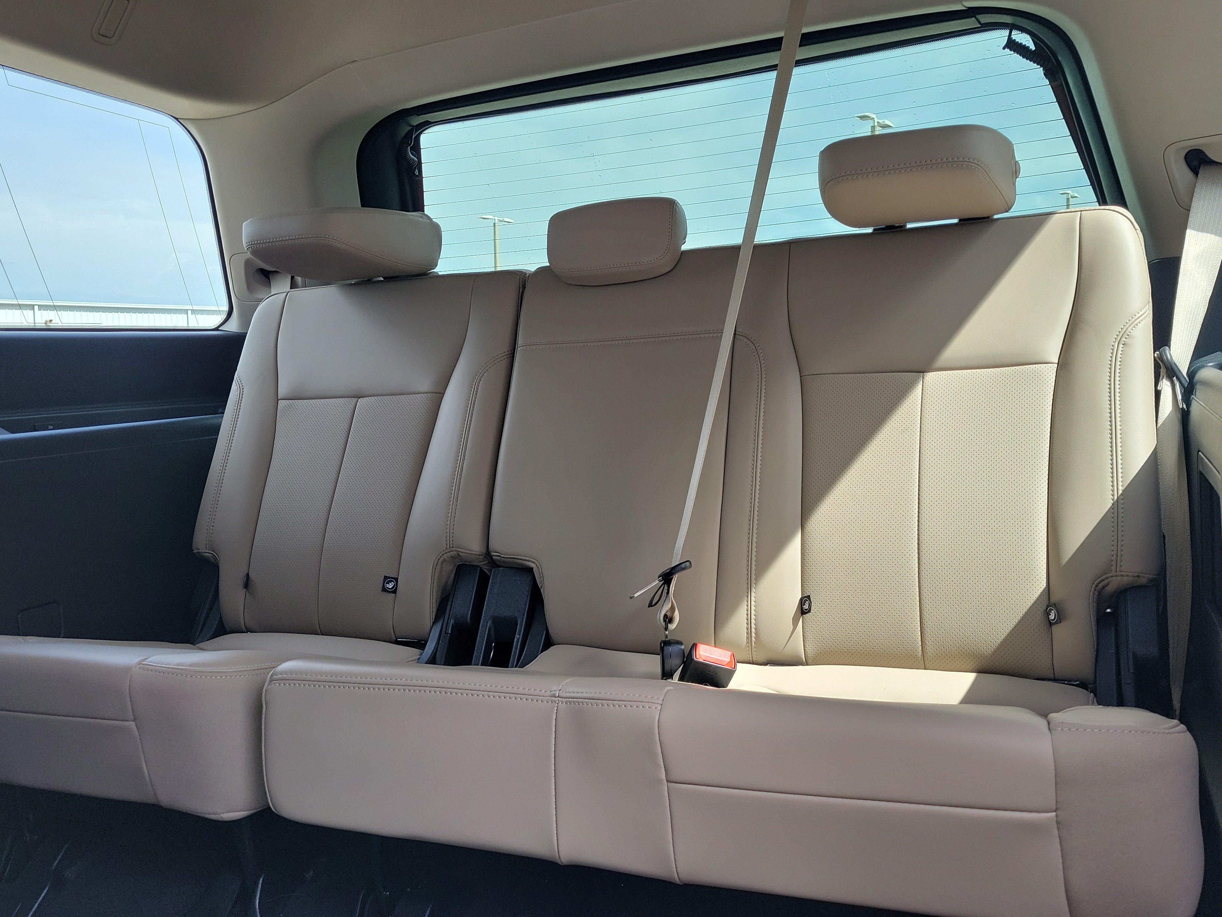Used 2024 Ford Expedition XLT RWD image 11