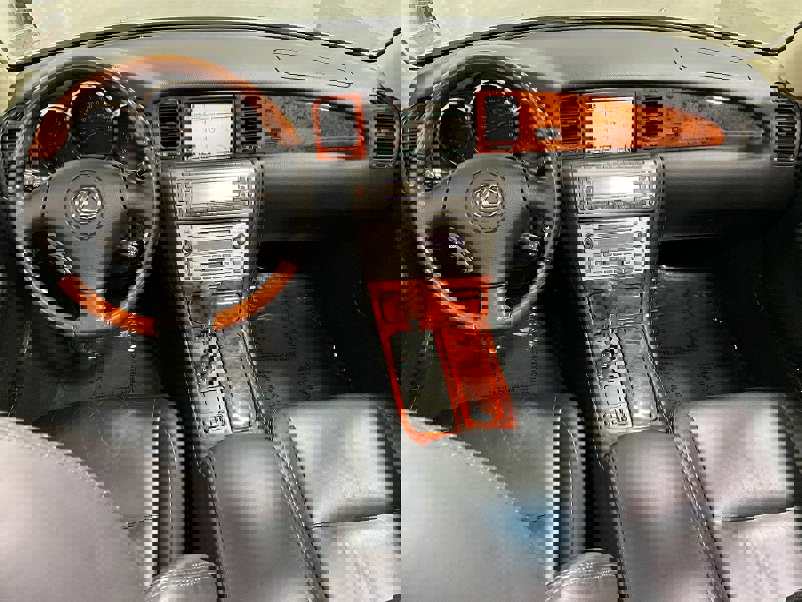 Used 2005 Lexus SC 430 Convertible image 14