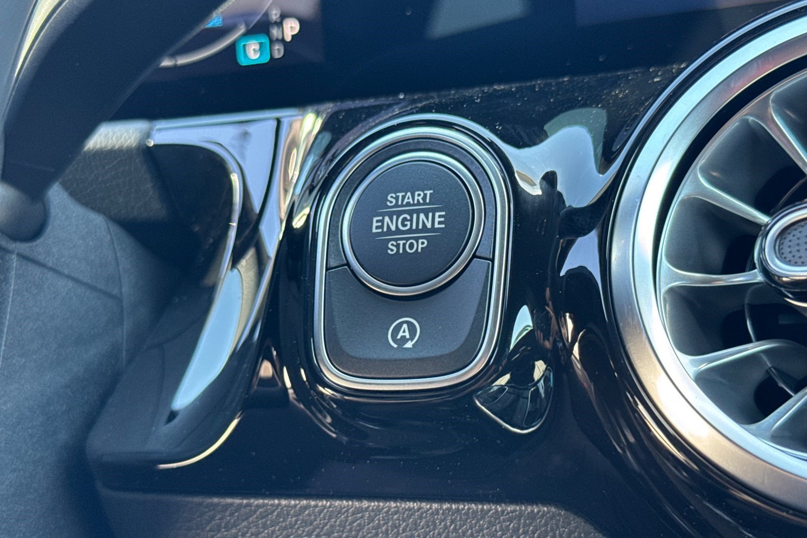 New 2026 Mercedes-Benz GLA 250 4MATIC image 25