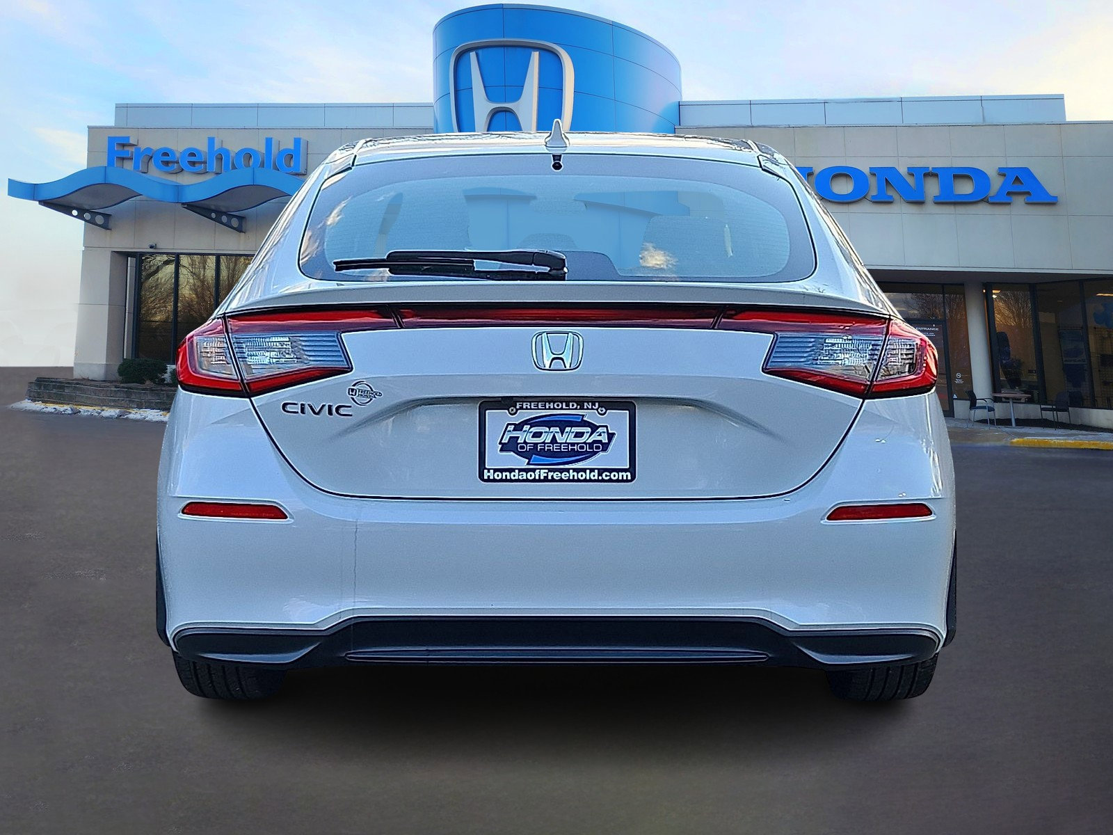 Used 2024 Honda Civic EX-L image 6