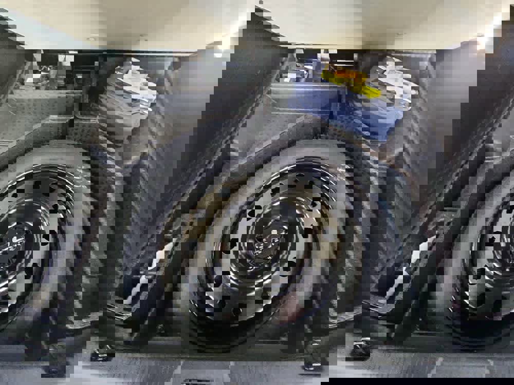 Used 2024 Ford Edge SEL w/ Sport Appearance Package image 29