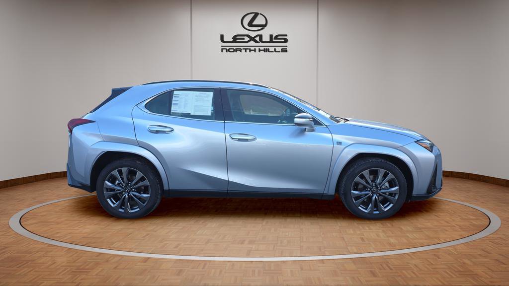 Used 2025 Lexus UX 300h AWD image 4