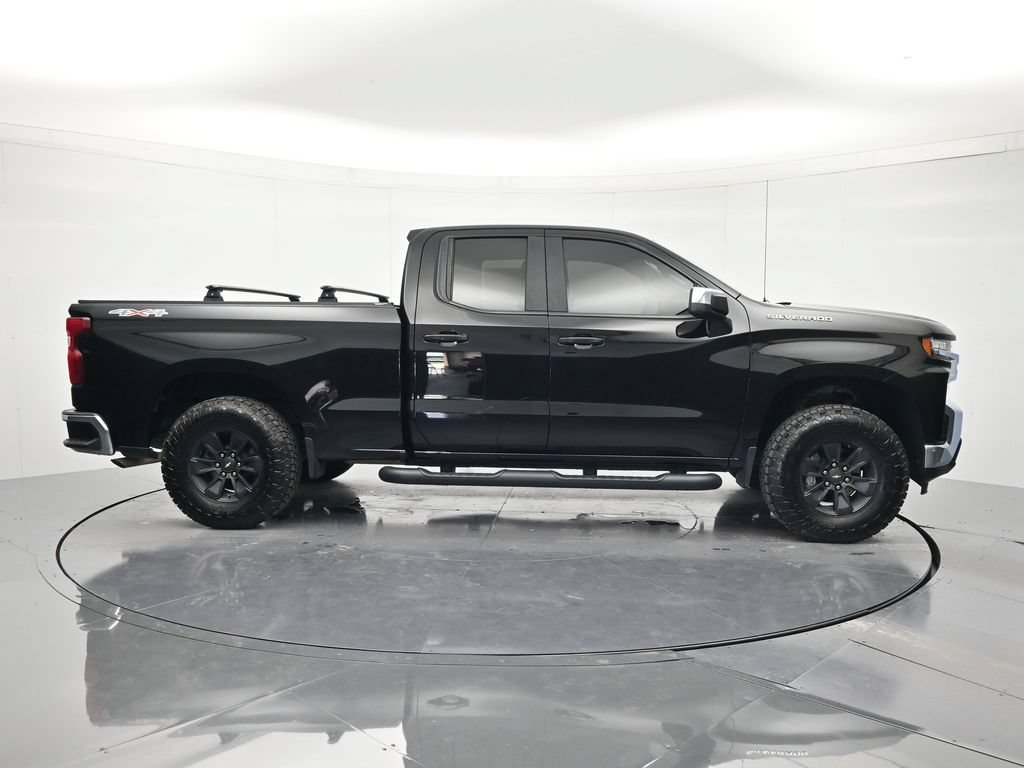 Used 2020 Chevrolet Silverado 1500 LT w/ Trailering Package AWD/4WD image 4