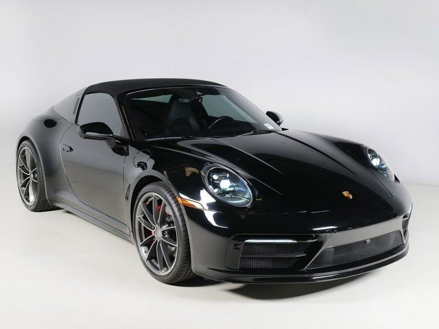 Certified 2022 Porsche 911 Targa 4S image 32