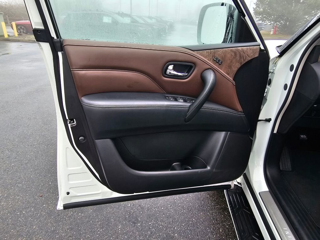 Used 2023 INFINITI QX80 Premium Select w/ Cargo Package image 24