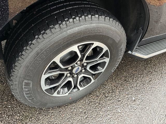 Used 2022 Ford Expedition XLT image 15