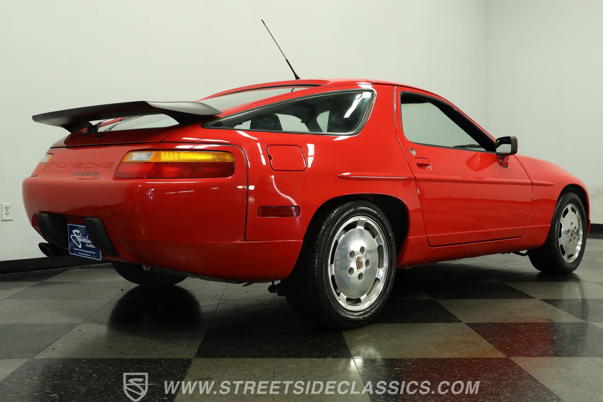 Used 1989 Porsche 928 S4 RWD image 26
