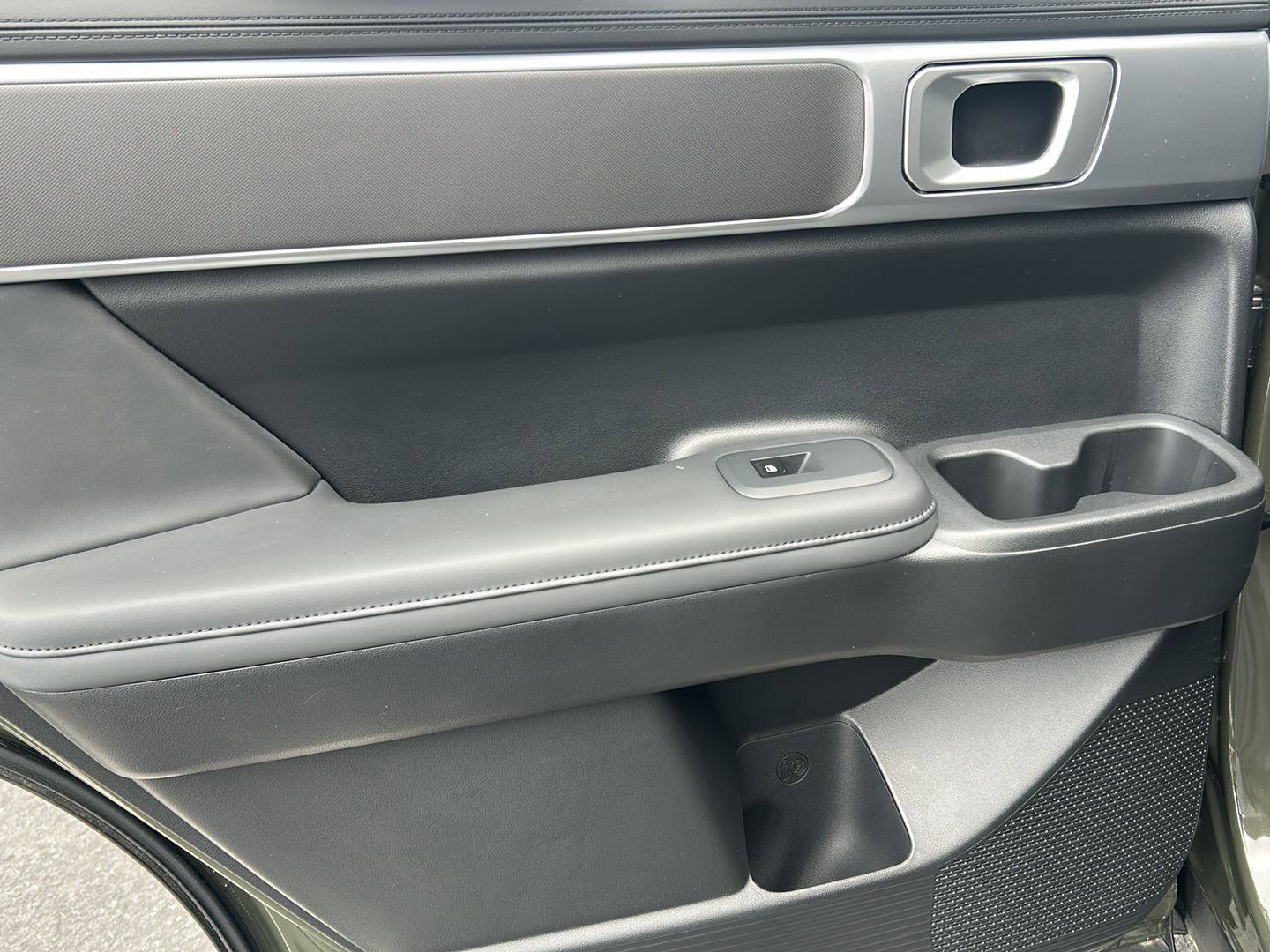 Certified 2025 Hyundai Santa Fe XRT AWD/4WD image 17