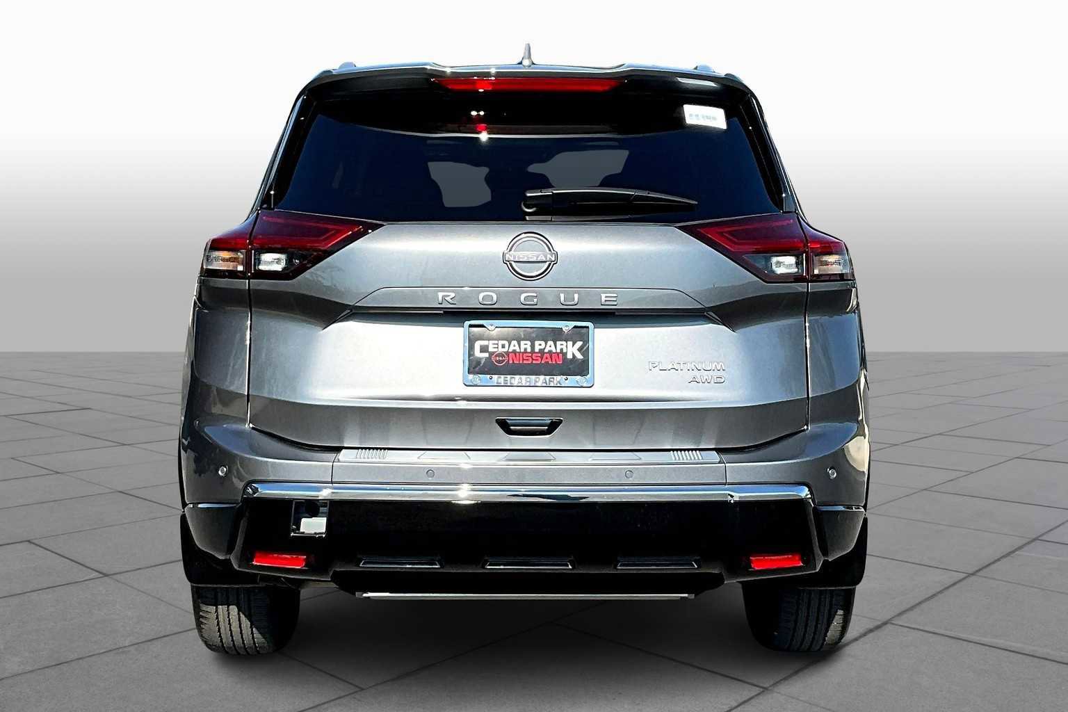 New 2026 Nissan Rogue Platinum image 4