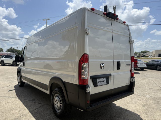 Used 2025 RAM ProMaster 2500 w/ Convenience Group FWD image 8