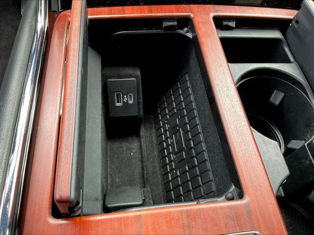 Used 2023 Lincoln Navigator L Reserve AWD/4WD image 25