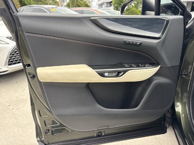 Certified 2023 Lexus NX 250 FWD w/ Towing Package (2000 Lbs) image 13