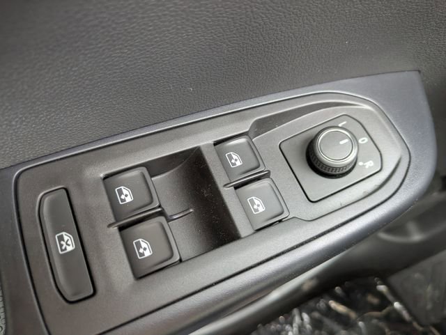 New 2026 Volkswagen Taos S FWD image 23