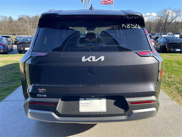 New 2026 Kia EV9 Wind image 7