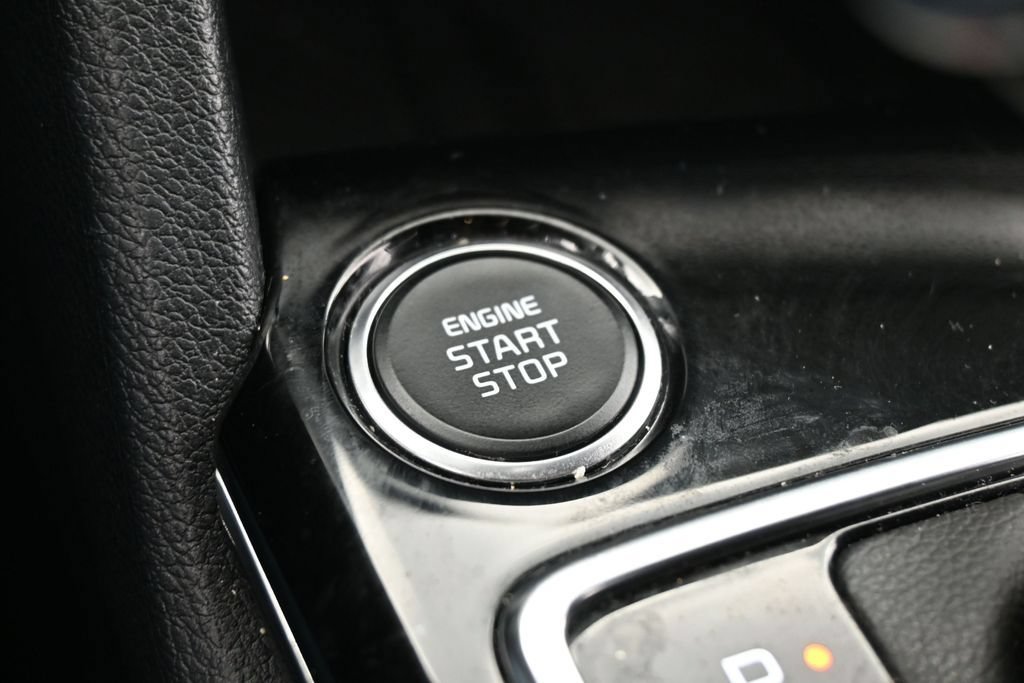 Used 2025 Kia Sportage EX FWD image 24