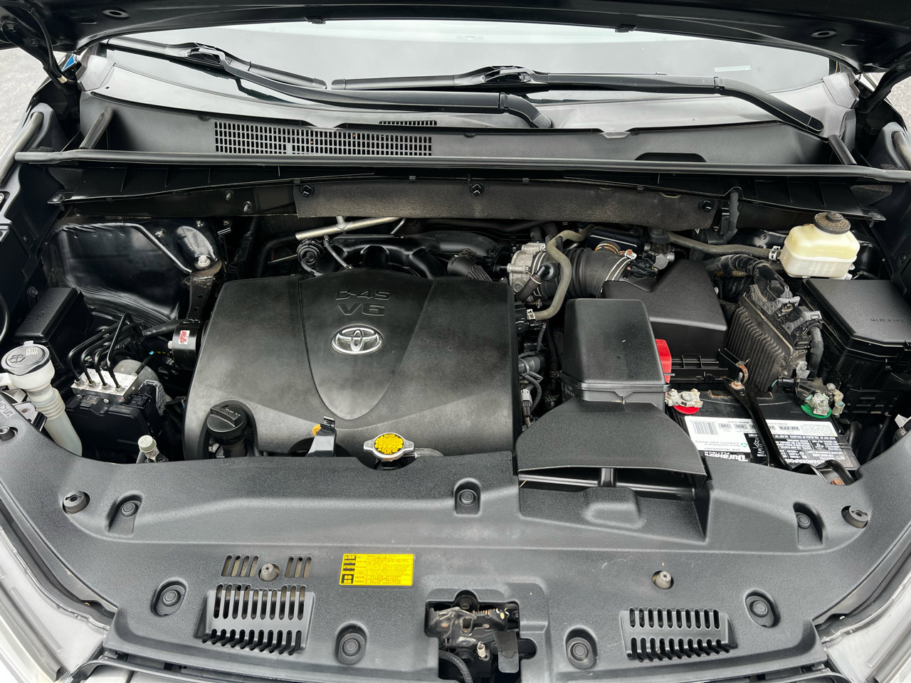 Used 2017 Toyota Highlander Limited image 22