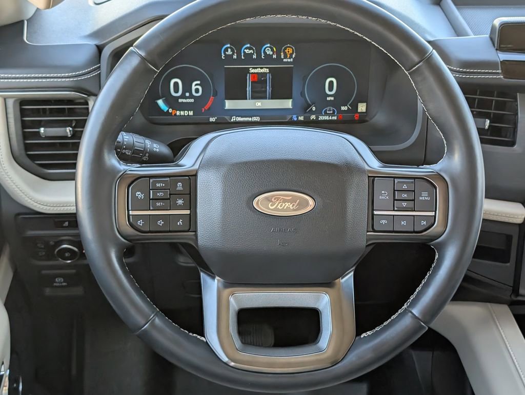 Used 2024 Ford Expedition Platinum image 15