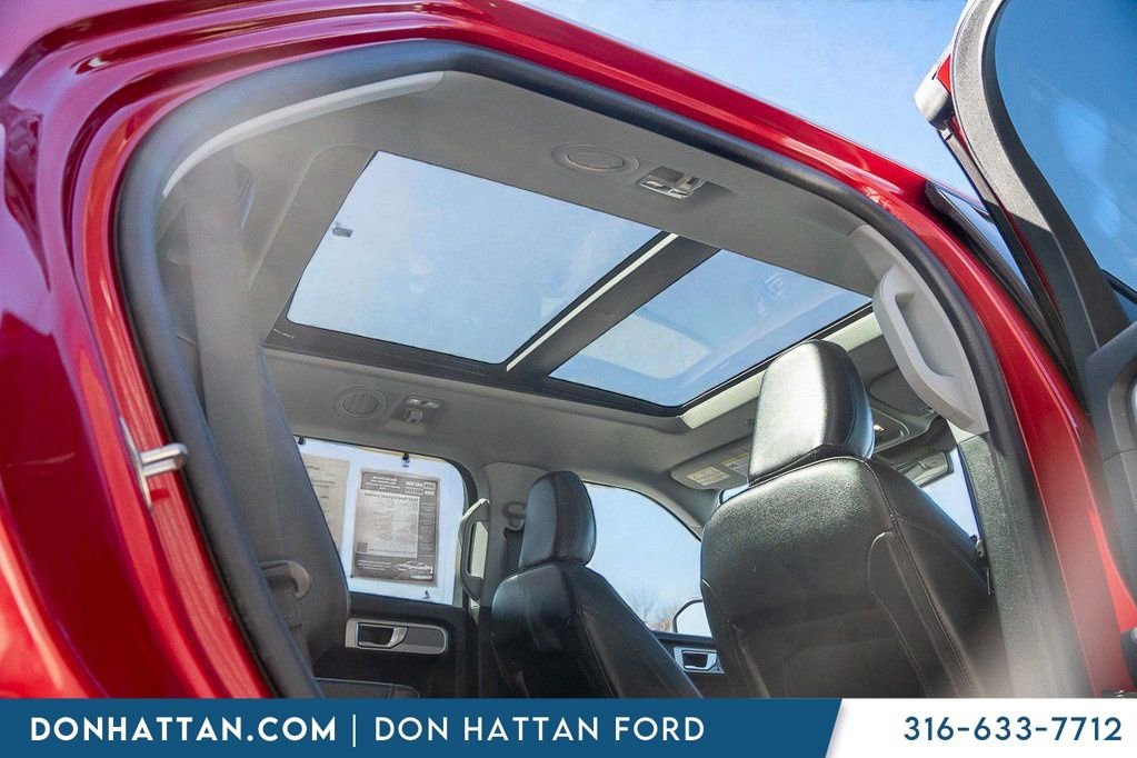 Used 2022 Ford Explorer Limited w/ Equipment Group 301A image 29