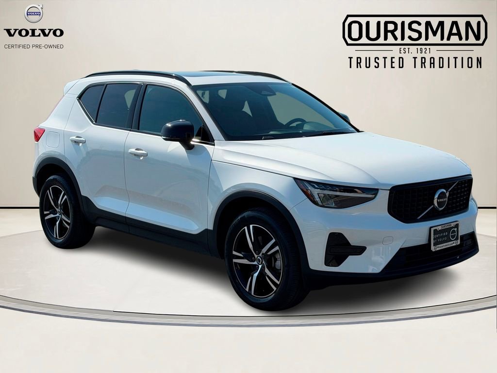 Certified 2024 Volvo XC40 B5 Core AWD/4WD image 1