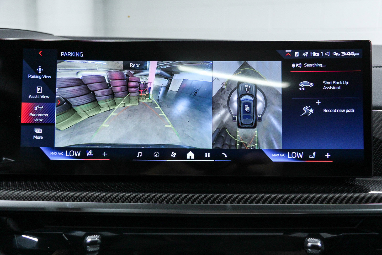 New 2026 BMW X7 M60i image 24