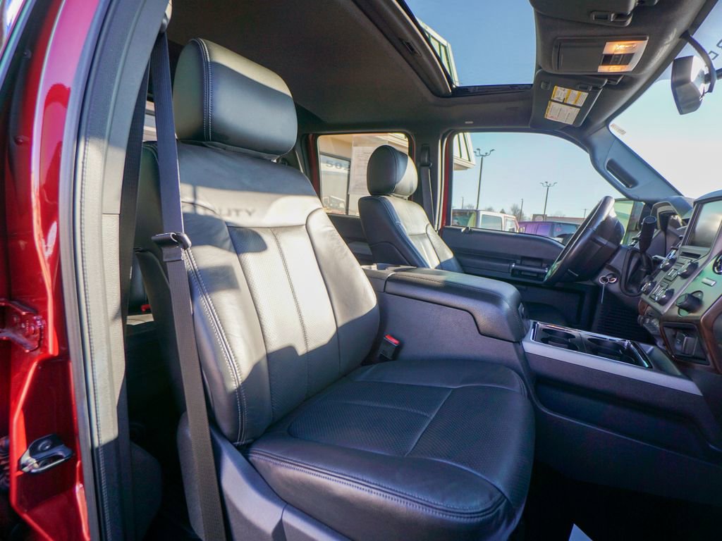 Used 2014 Ford F250 Lariat w/ Lariat Ultimate Package image 33