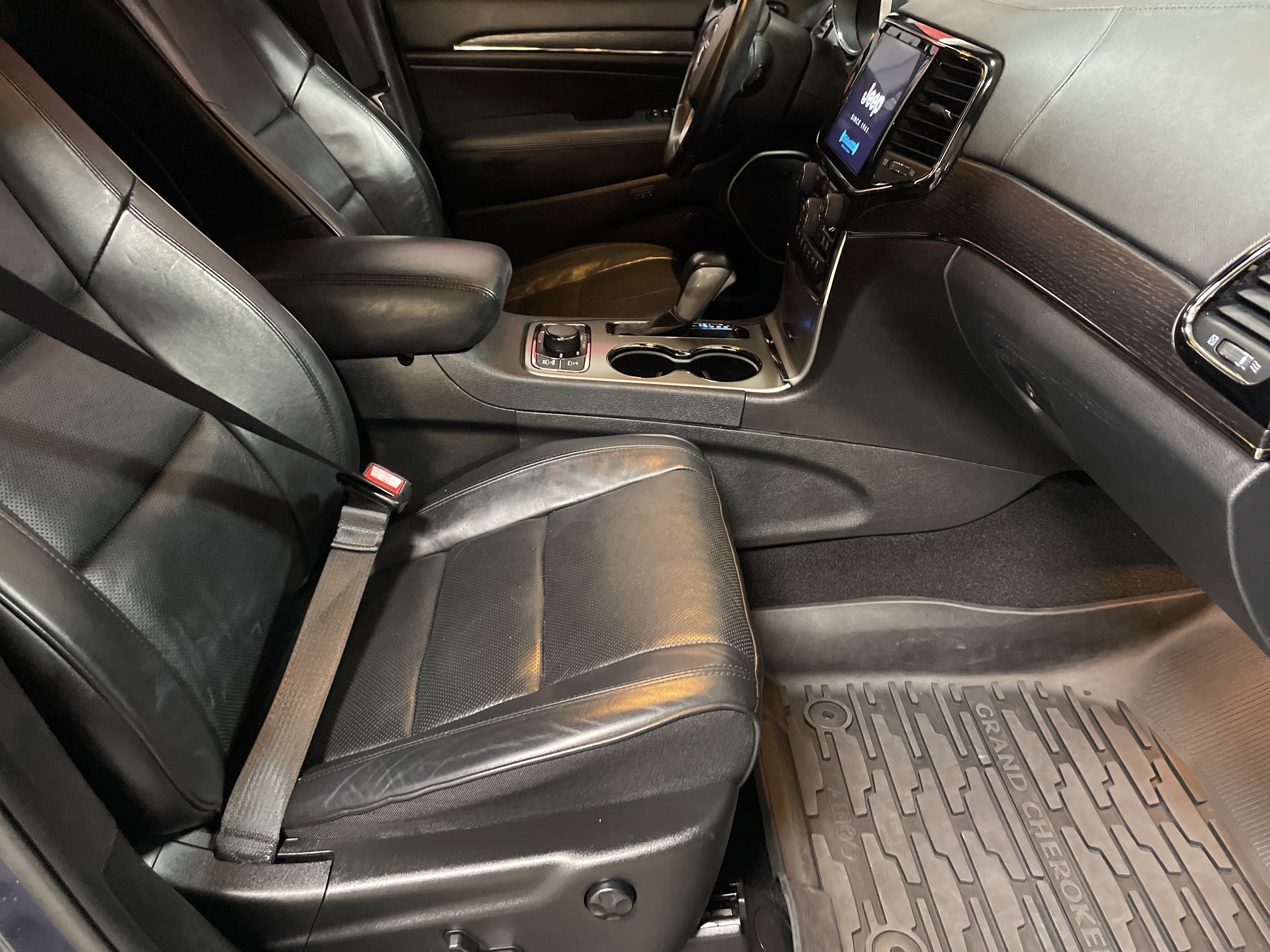 Used 2021 Jeep Grand Cherokee High Altitude image 35