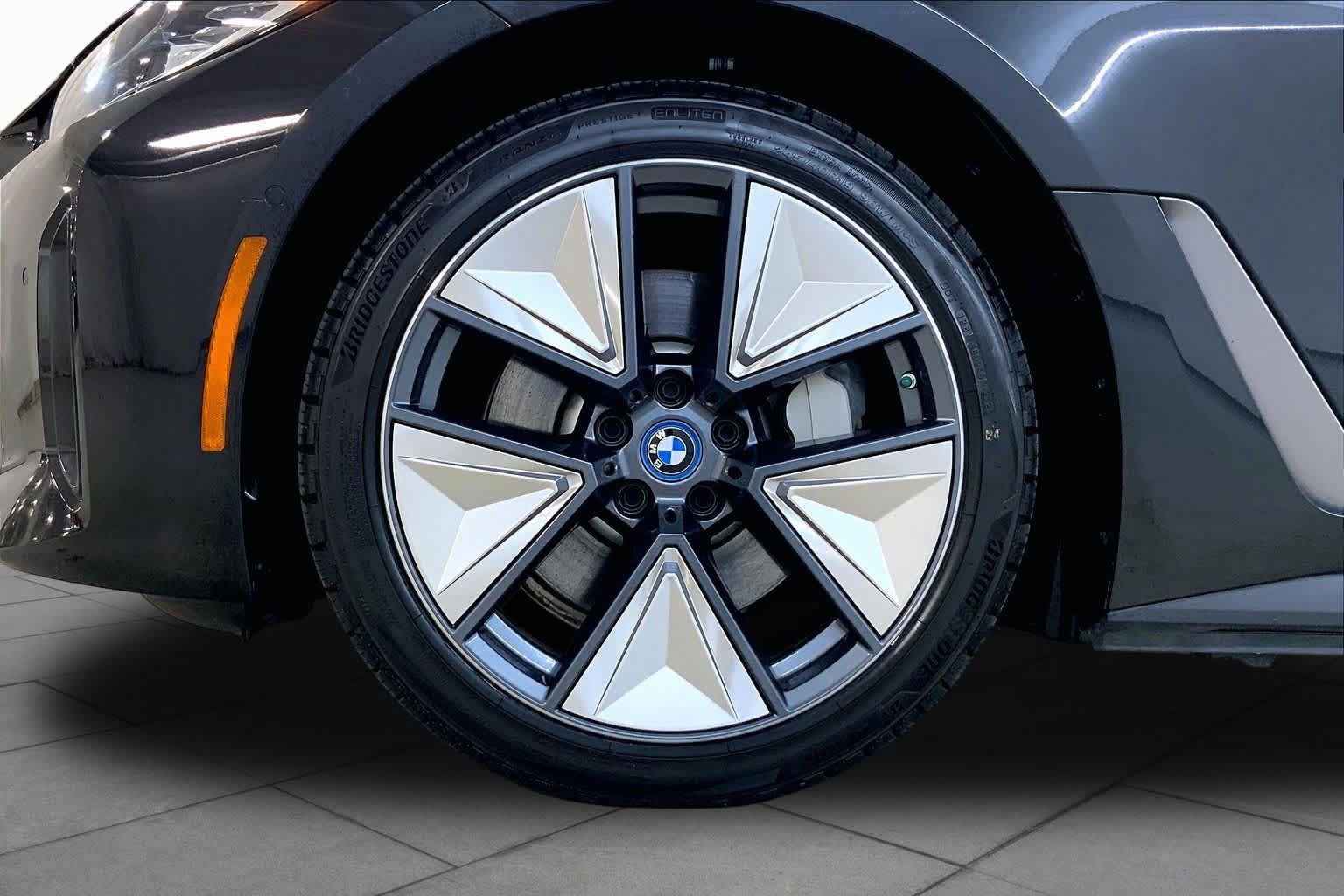 Used 2024 BMW i4 eDrive35 w/ Premium Package RWD image 10