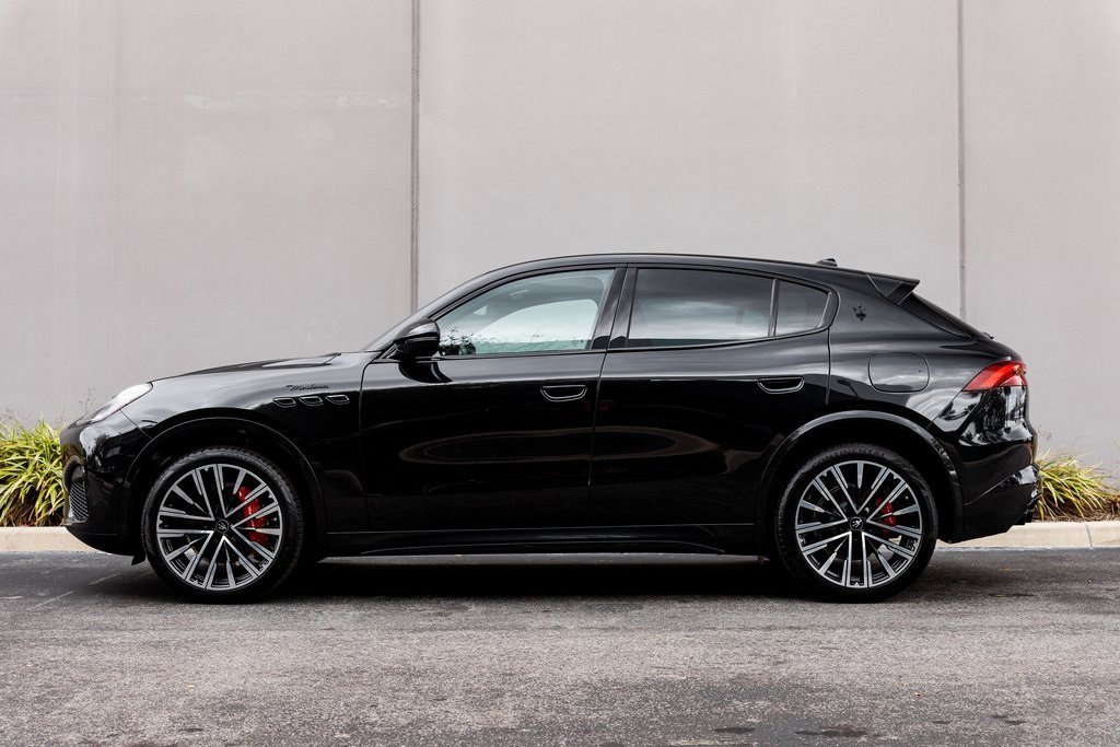 New 2025 Maserati Grecale Modena image 2