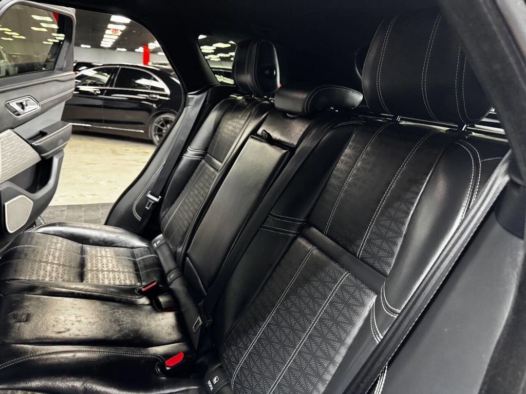 Used 2018 Land Rover Range Rover Velar R-Dynamic HSE image 44