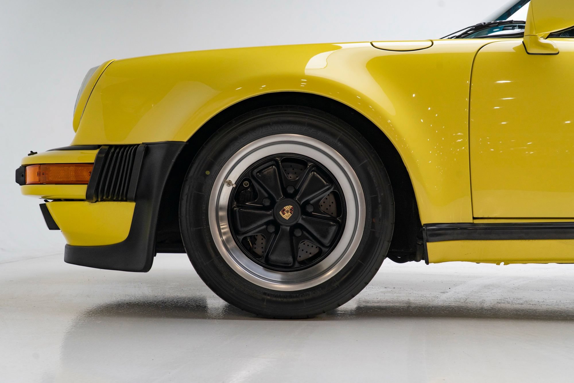 Used 1988 Porsche 911 Carrera RWD image 58