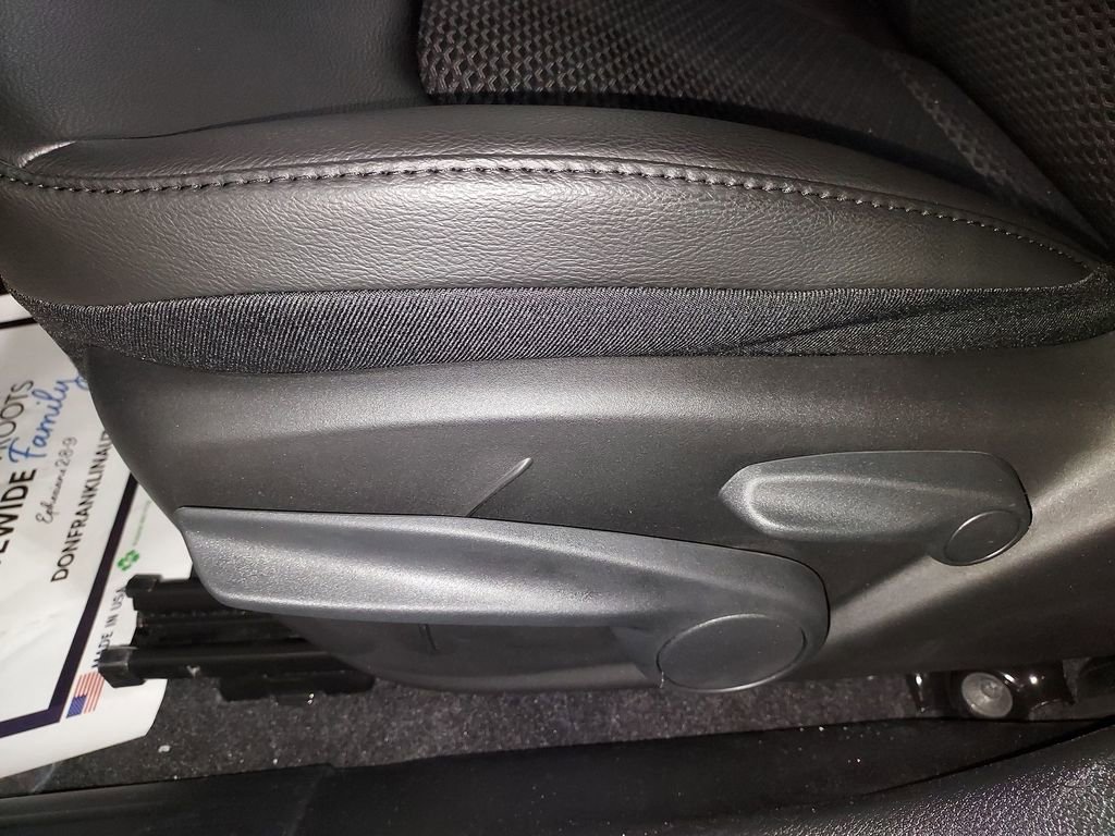 New 2026 Jeep Compass Latitude AWD/4WD image 18