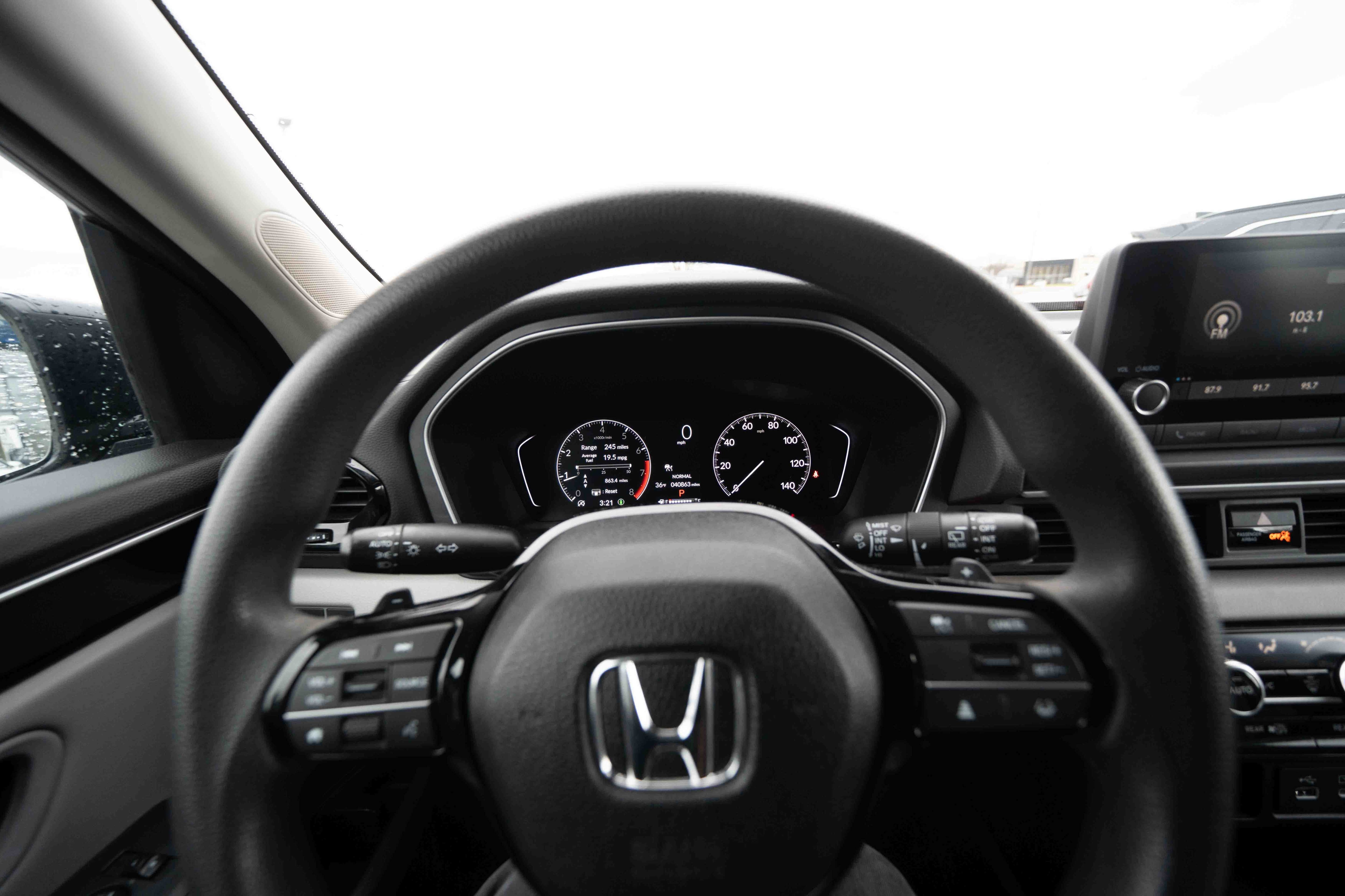 Certified 2023 Honda Pilot LX image 15