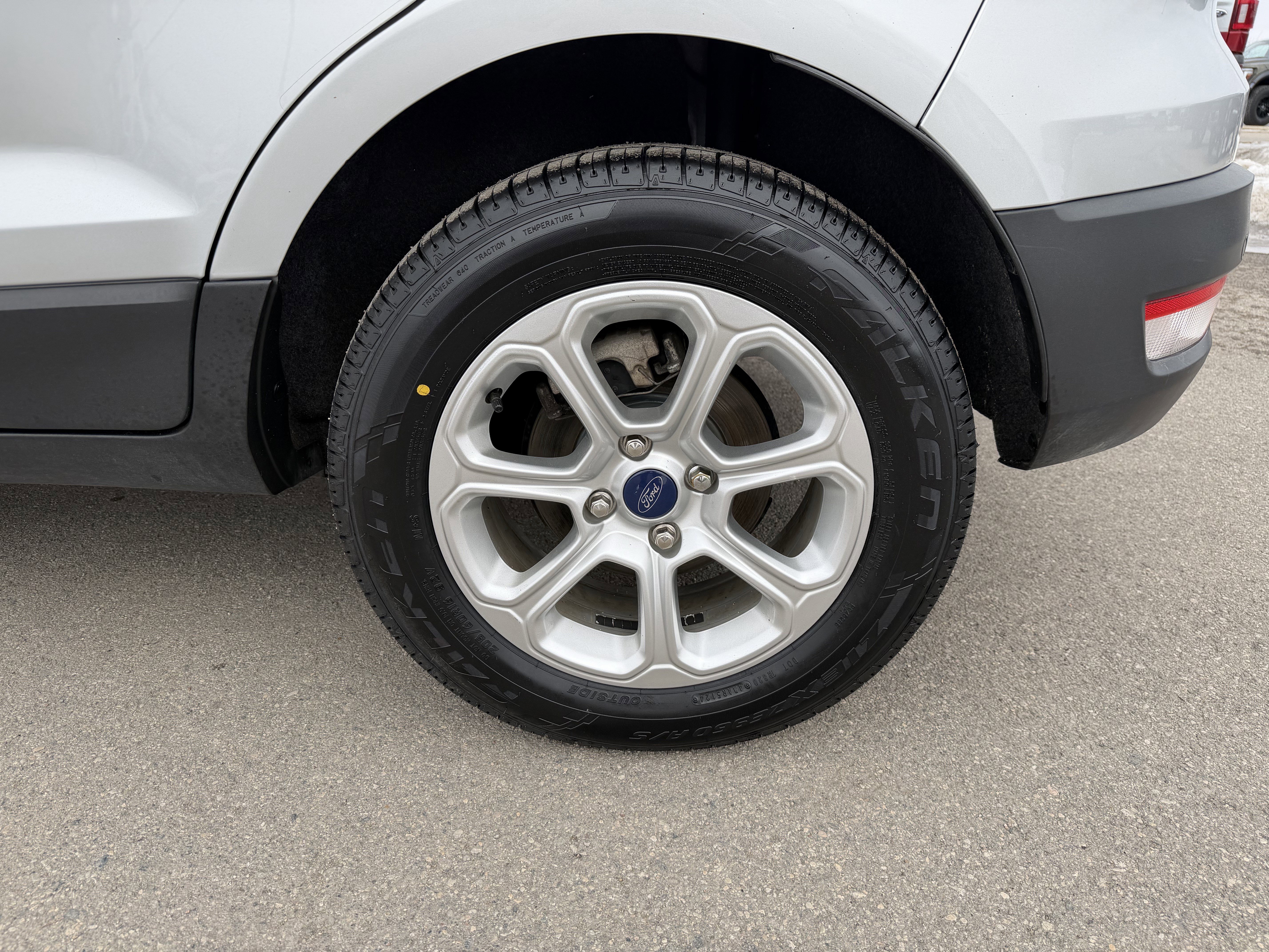 Used 2021 Ford EcoSport SE image 20