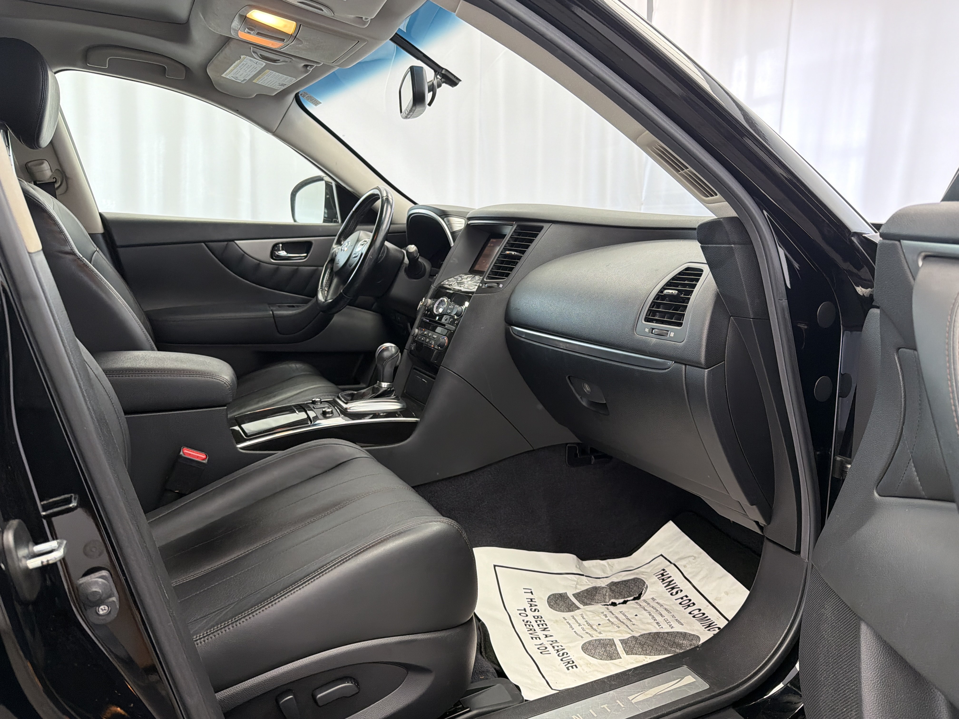 Used 2016 INFINITI QX70 2WD image 10