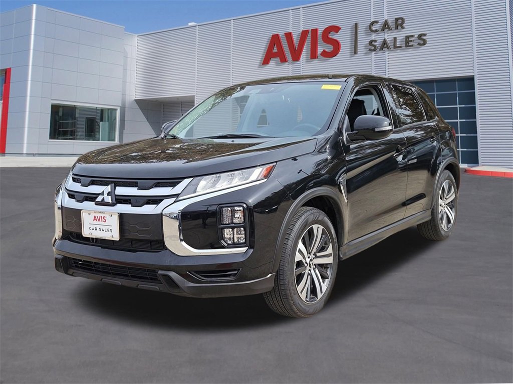 Used 2025 Mitsubishi Outlander Sport SE image 1