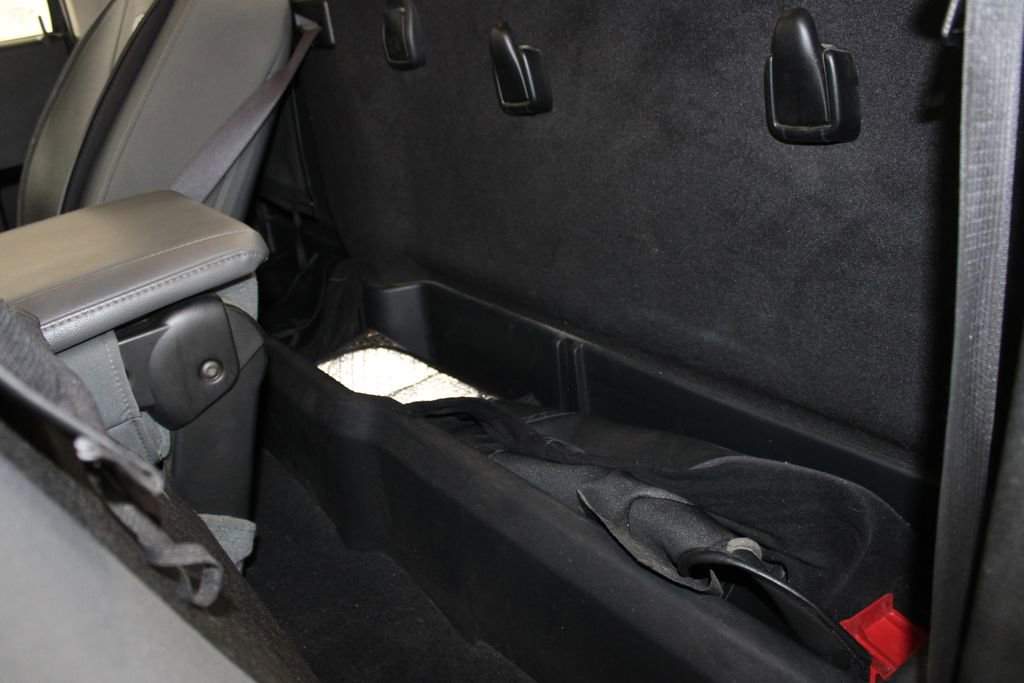 Used 2015 RAM 1500 Express RWD image 26