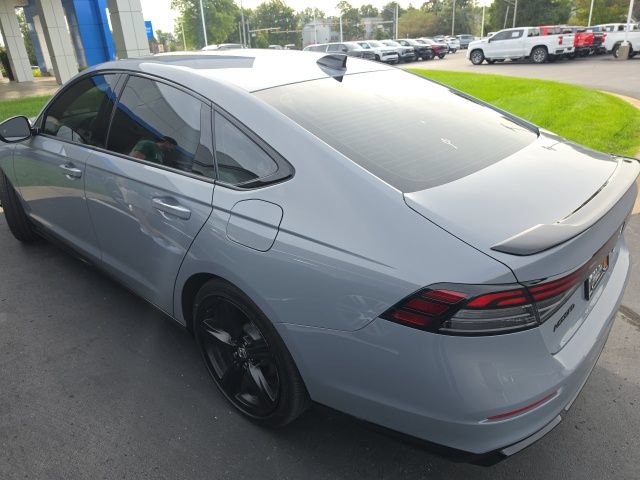 Used 2026 Honda Accord Sport image 3