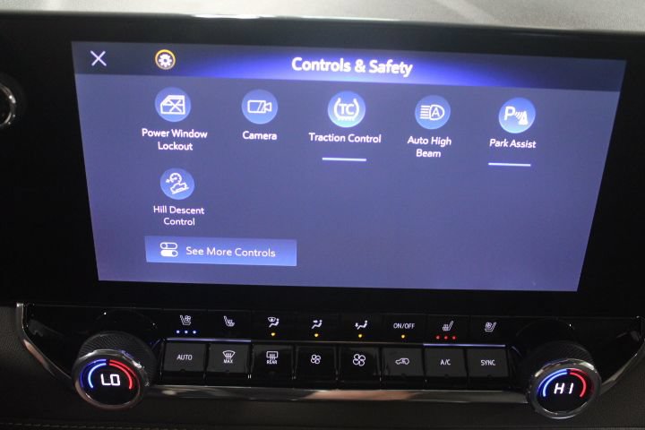 New 2026 Chevrolet Colorado ZR2 w/ Off-Road Front Bumper Package AWD/4WD image 55