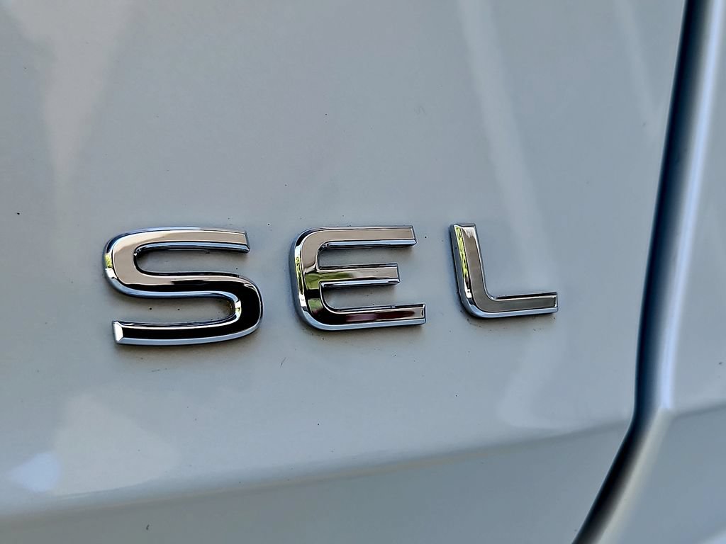 Certified 2026 Volkswagen Jetta SEL FWD image 31