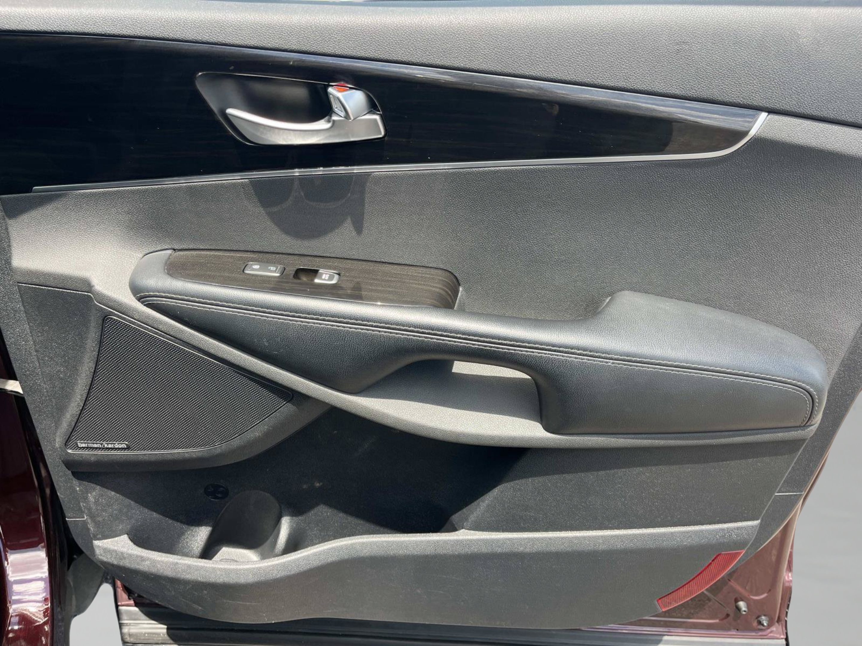Used 2019 Kia Sorento EX w/ EX Touring Package FWD image 23
