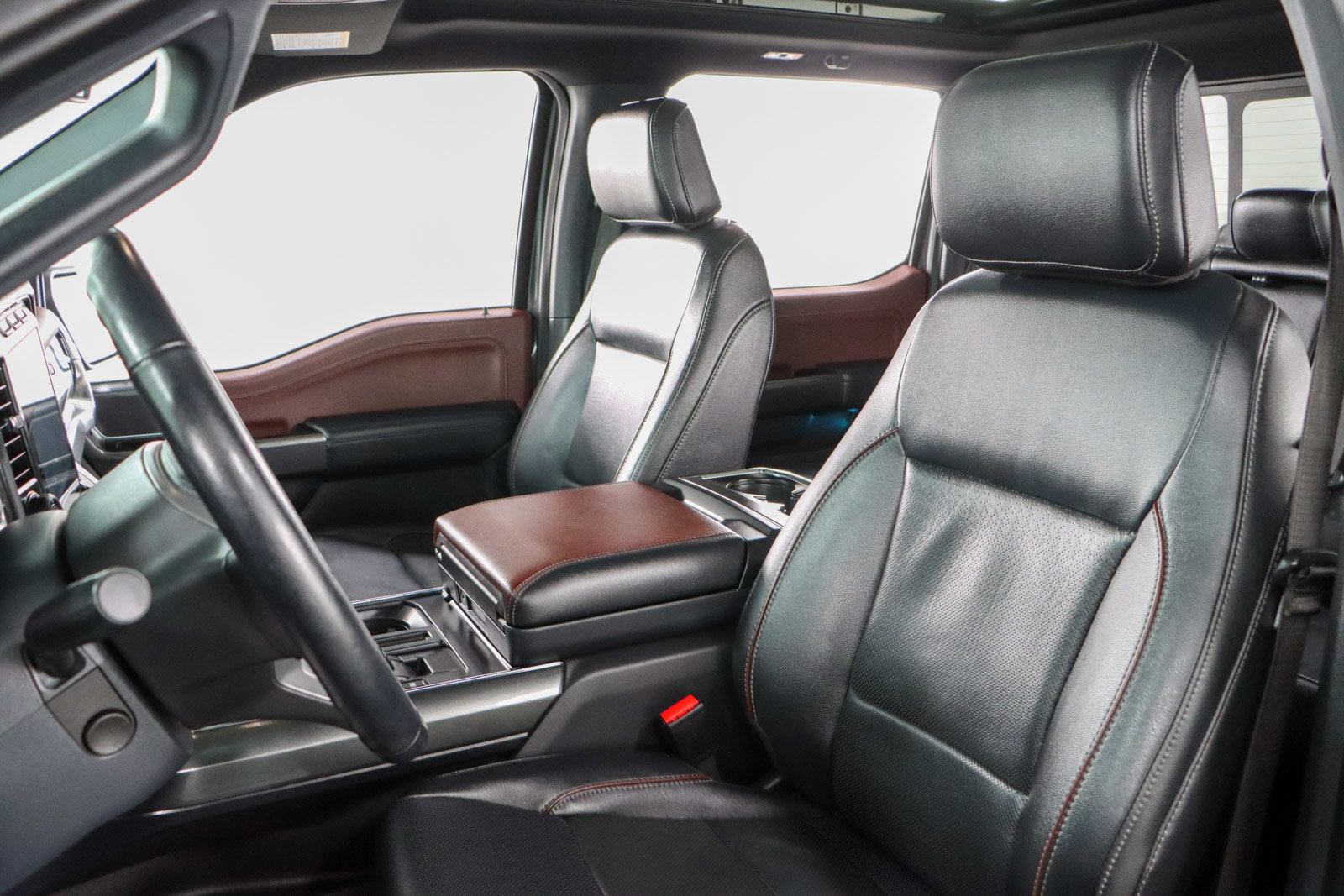 Used 2022 Ford F150 Lariat w/ Equipment Group 502A High image 28